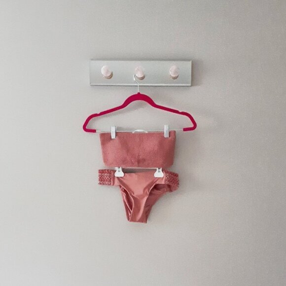 NWT Pilyq rose bandeau bikini top & bottom set, M - Picture 7 of 8